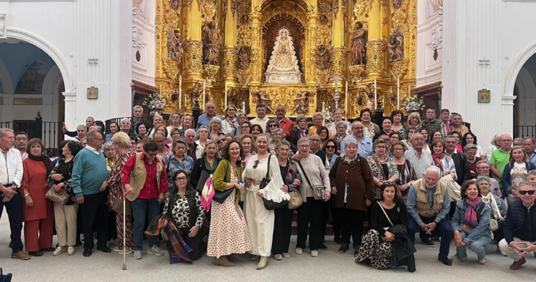 Actividades de convivencia para los mayores de los tres núcleos de población