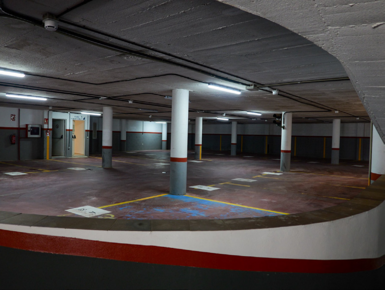 Inaugurado el parking Martín Villa, para mejorar la movilidad y los accesos al centro