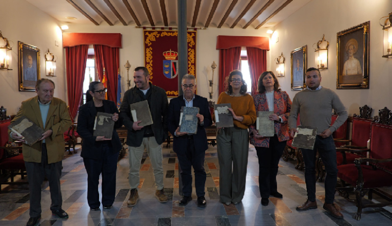 Se recuperan trece tomos históricos para el Archivo Municipal